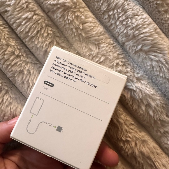 Brand new USBC adapter from Apple - Picture 3 of 3